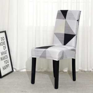 housse de chaise extensible noir blanc triangles 1
