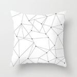 housse de coussin blanc motif simple 1